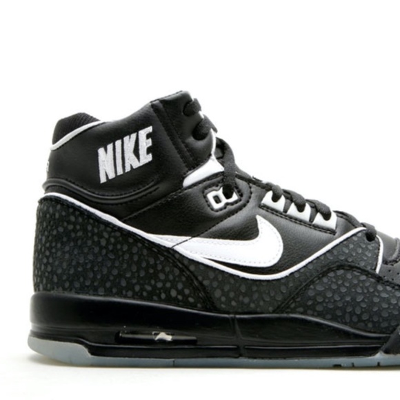 nike air high tops black and white